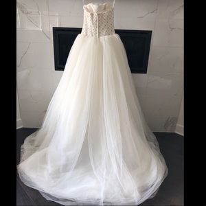 Vera Wang Wedding Dress